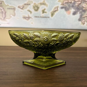 Vintage Indiana Glass Avocado Green Pedestal Candy Dish